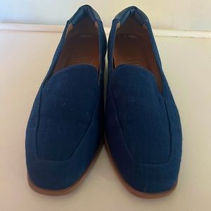 Blue suede Fanco Sarto loafers